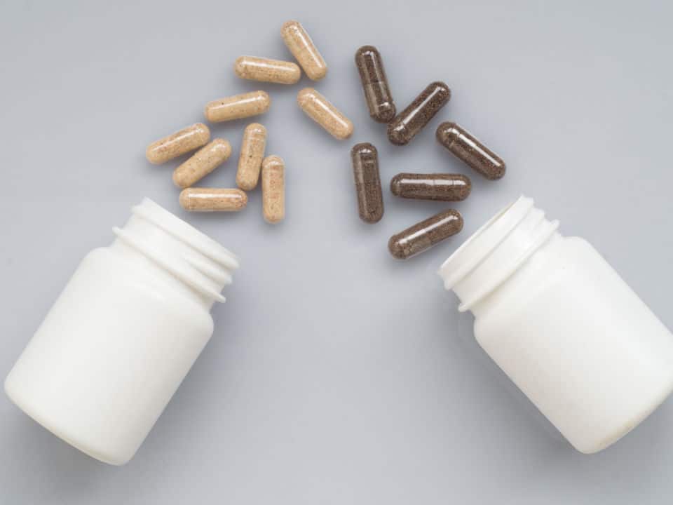 cbd capsules and mushroom capsules